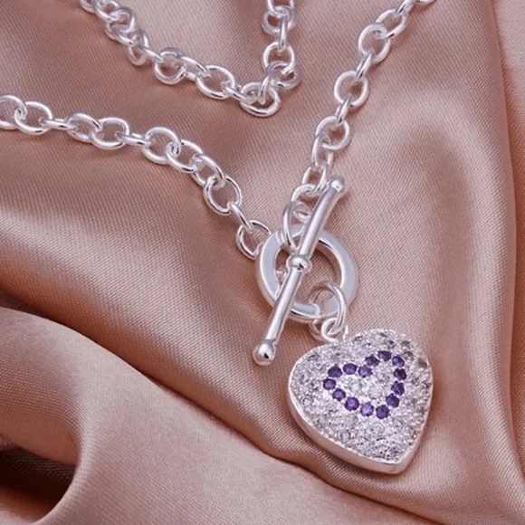🌟 Silver Heart Pendant Necklace - Picture 1 of 3